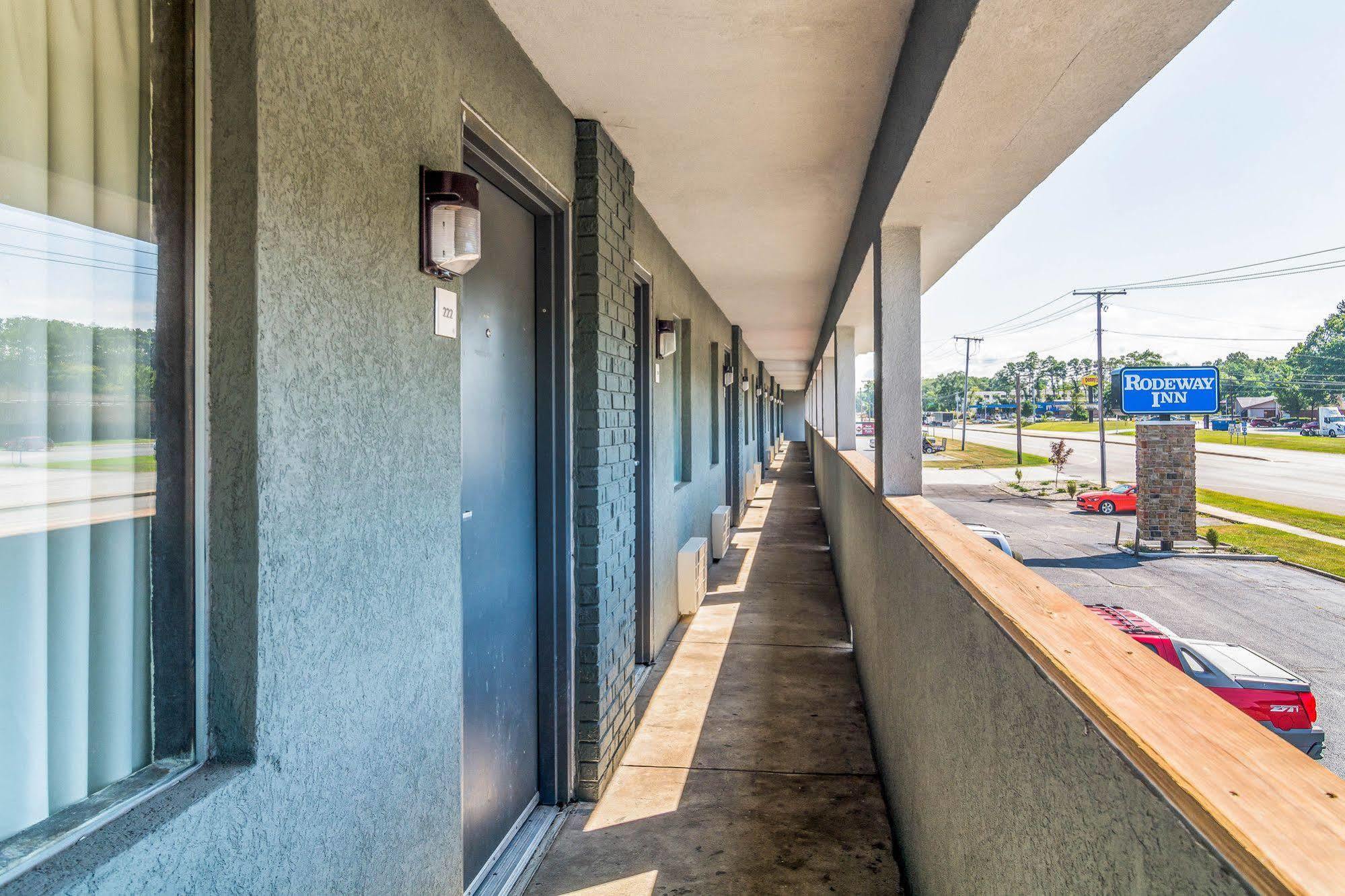 Rodeway Inn Portage Εξωτερικό φωτογραφία